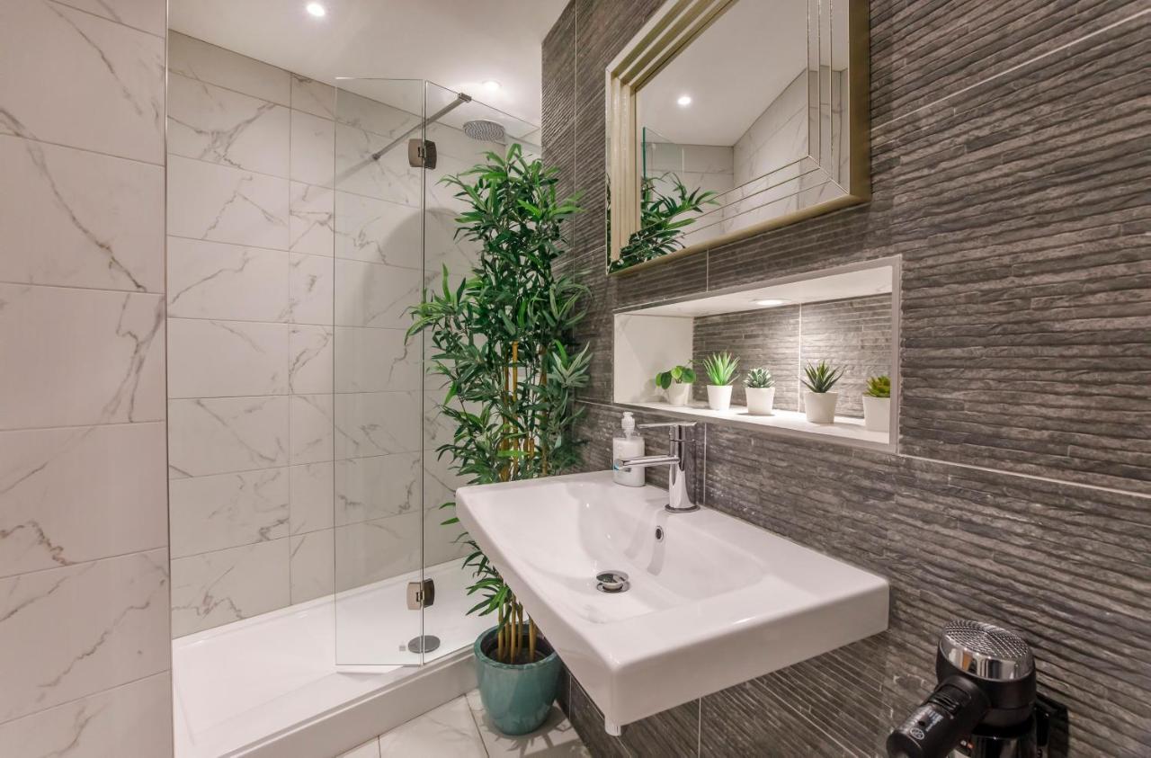 The Holgate Hideaway With Hot Tub Villa York Eksteriør bilde
